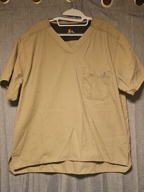 Carhartt Unisex V-Neck Scrub Shirt in Khaki: XL